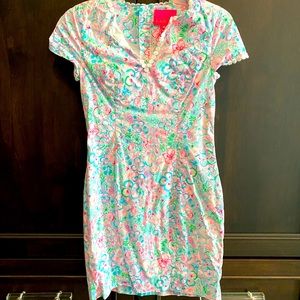 New w/o tags Lilly Pulitzer Floral pattern dress